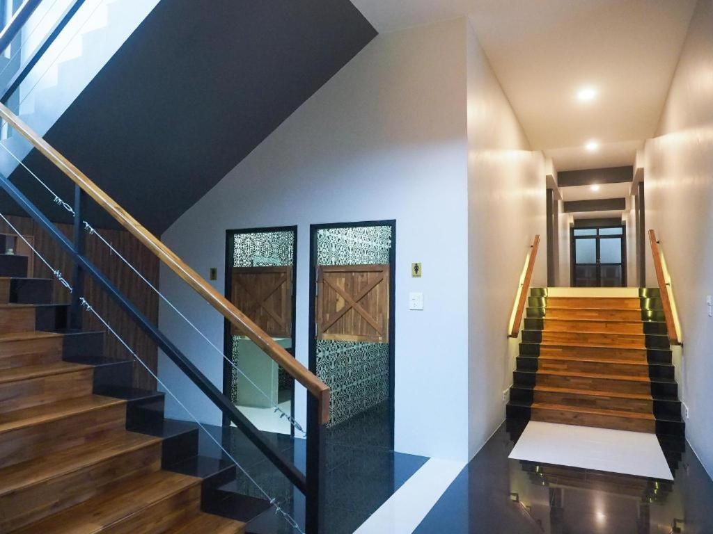 The Nest Hotel Nakhonratchasima Екстериор снимка