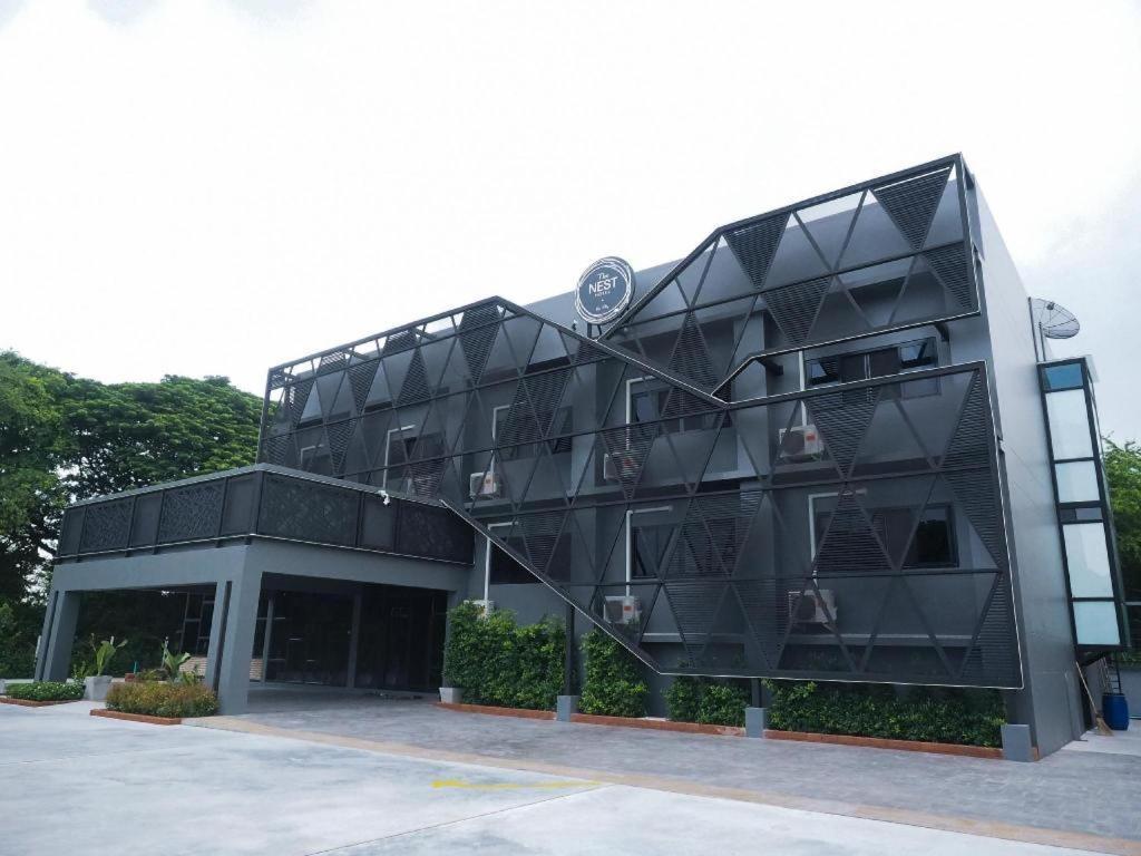 The Nest Hotel Nakhonratchasima Екстериор снимка